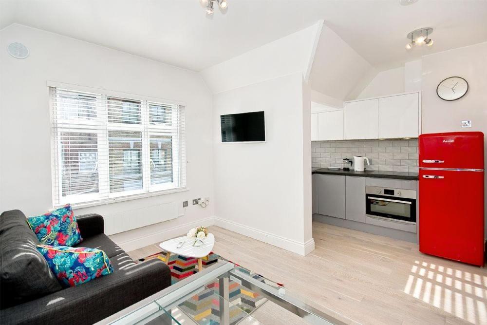 F5 Greek Street By City Living Londen Buitenkant foto